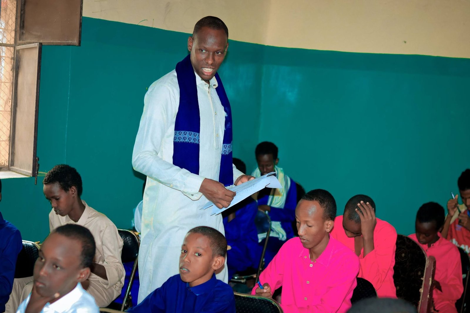 Teacher teaching students